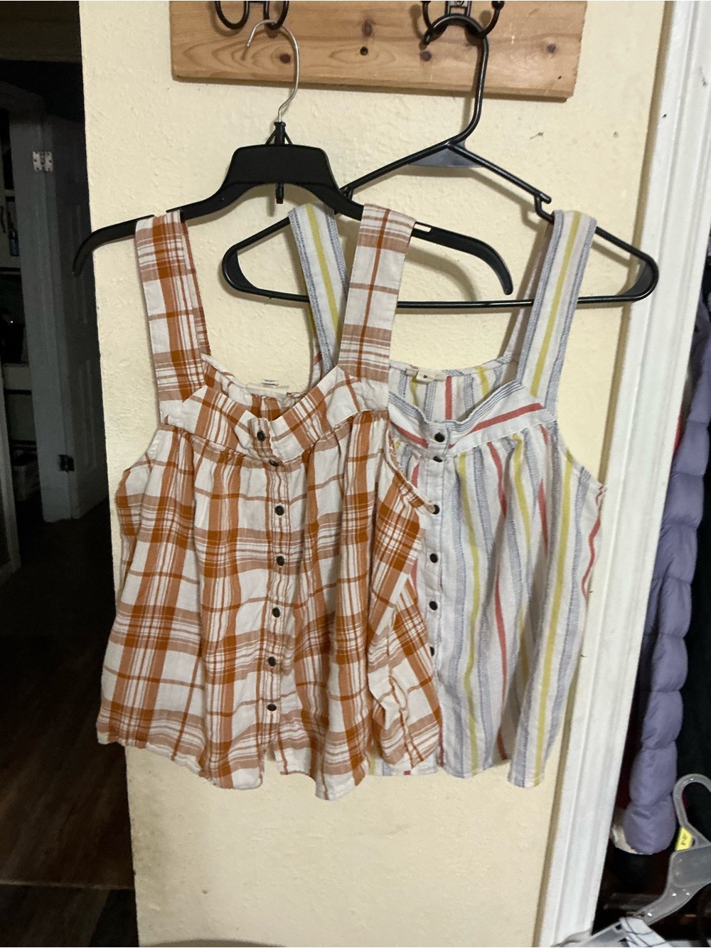 Bundle of 2 a.n.a Button-Front Babydoll Tank Tops with straw hat